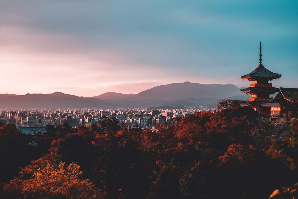 Como o Japão se Manteve em Destaque Durante o Crash de 1983